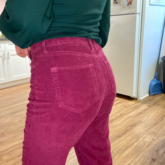 Berry Colored UO corduroy Mom Hi Rise Pants size 26 - Picture 3 of 4